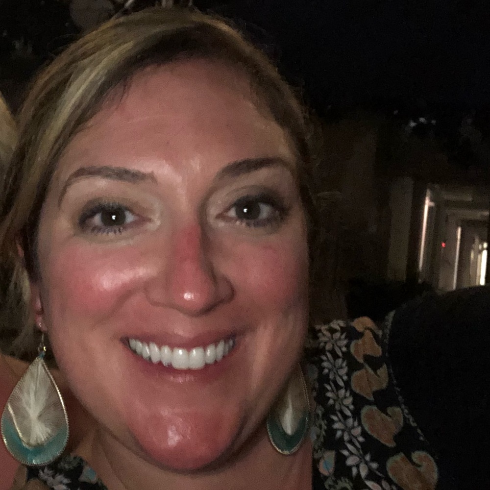 Meet your Posher, Laura
